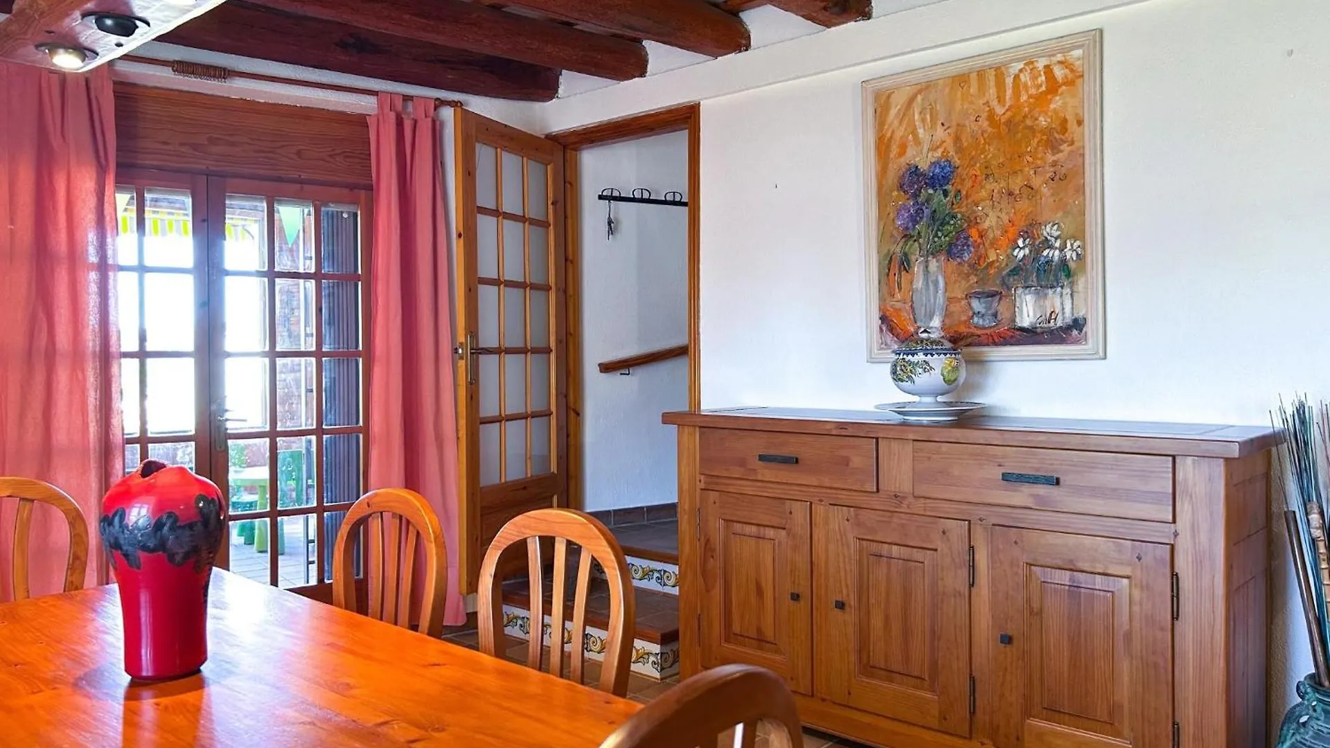 Masia Cal Rovira 카라펠 아파트